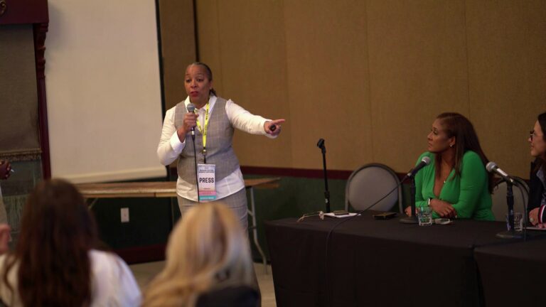 news coverage promo newsworthy stories bitrate - frame at 0m35s